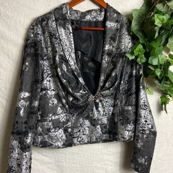 Romeo + Juliet Couture Metallic Distressed Jacket Large - Picture 1 of 12